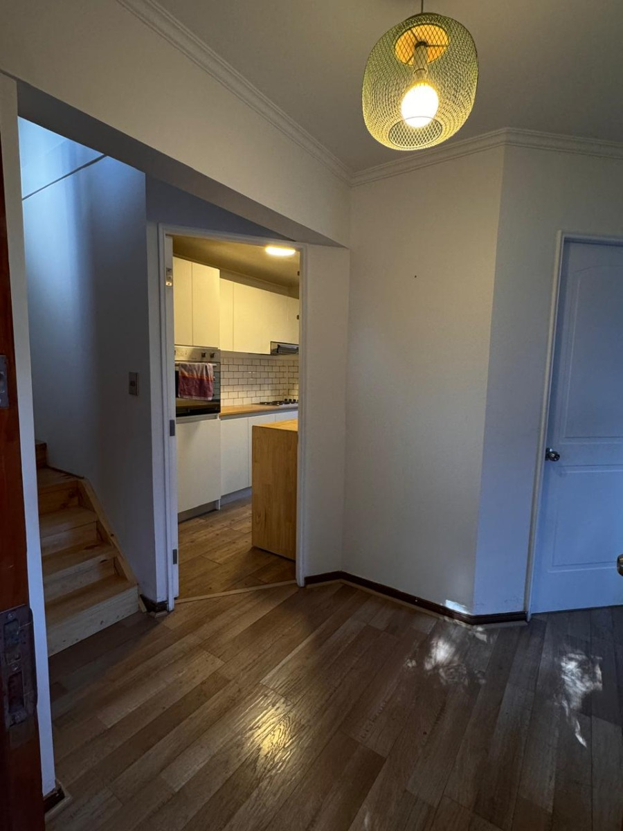 Venta Casa NO 3D 2B 1E 1B Francisco de Villagra - La Reina