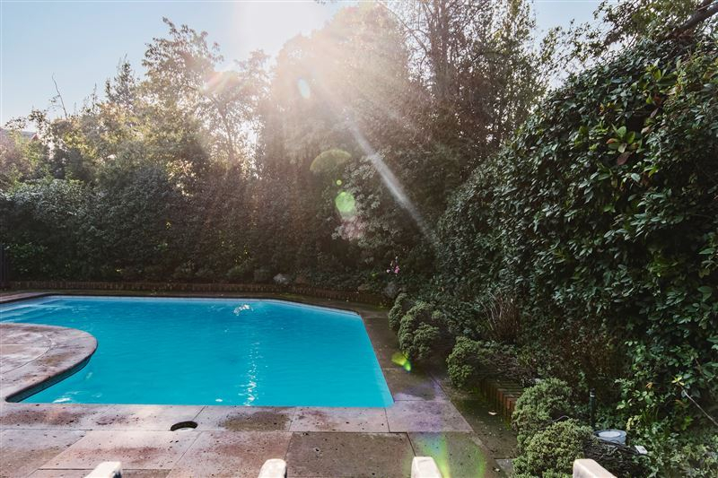 Venta Casa Nor-Oriente 6D en suite Walk-in cl&oacute;set 6B 8E 2B Los Trapenses - Lo Barnechea