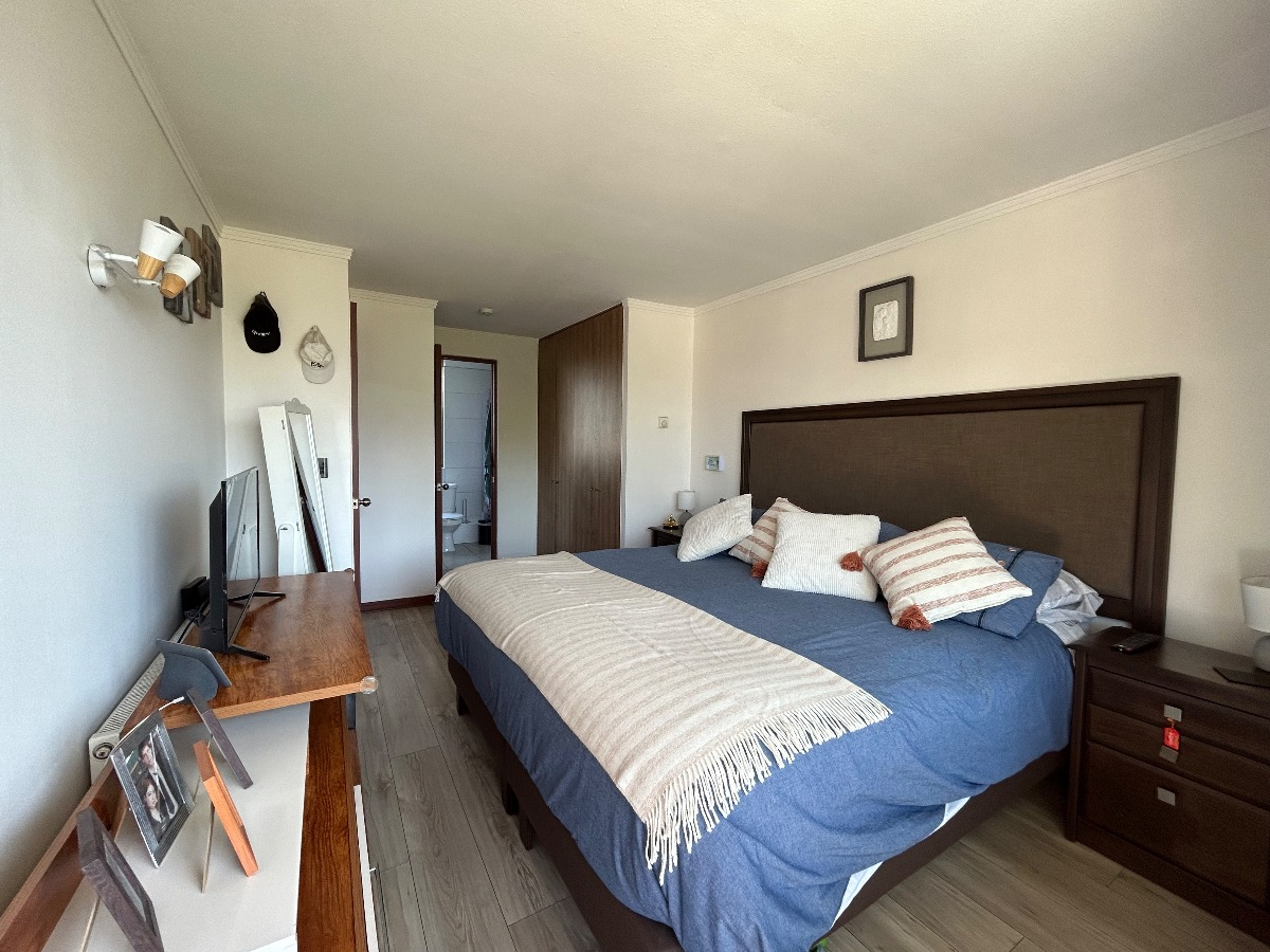 Arriendo Departamento 2D Villa El Dorado - Vitacura