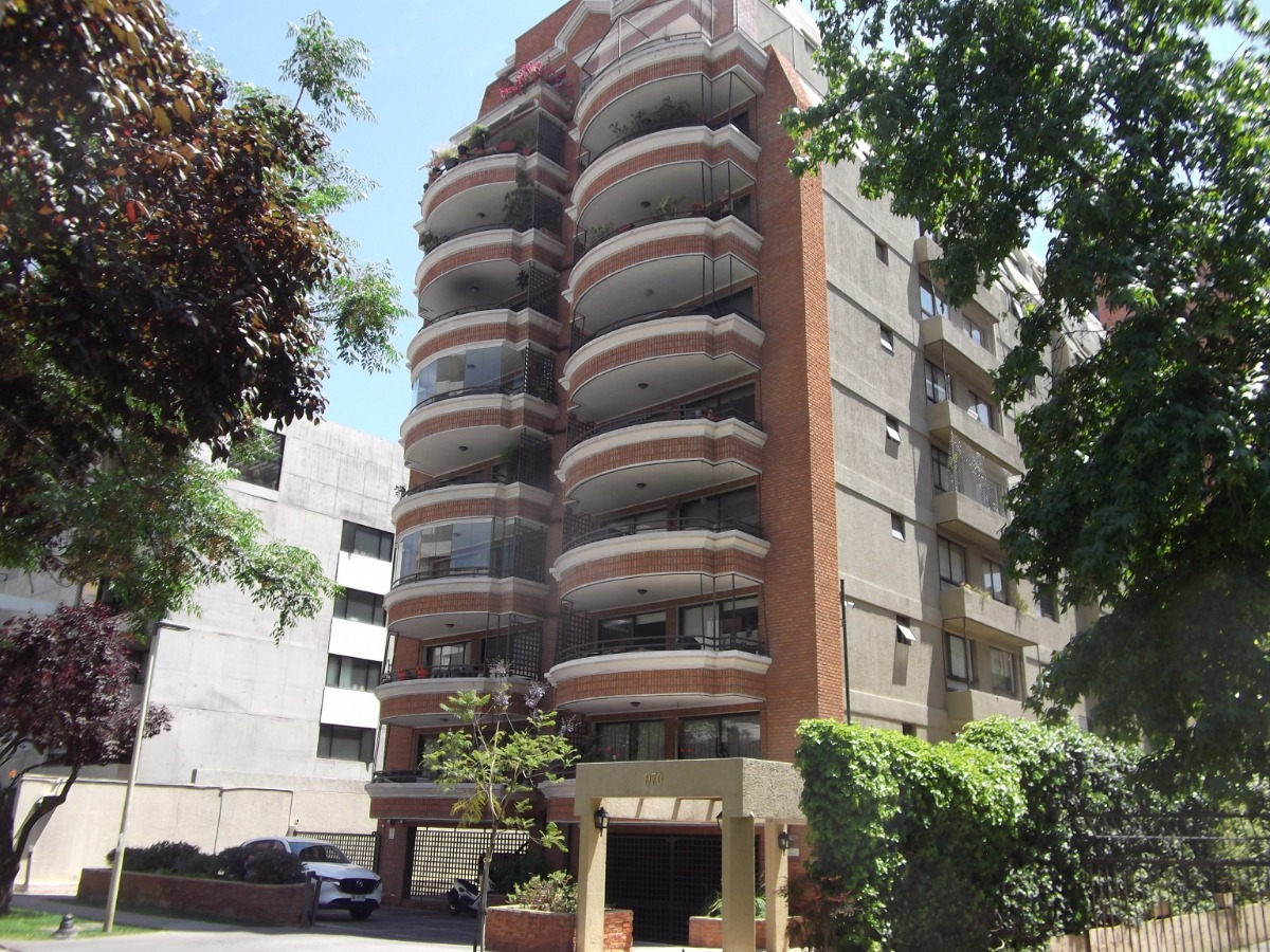 Venta Departamento NP 3D en suite 3B 1E 1B Metro Escuela Militar - Las Condes