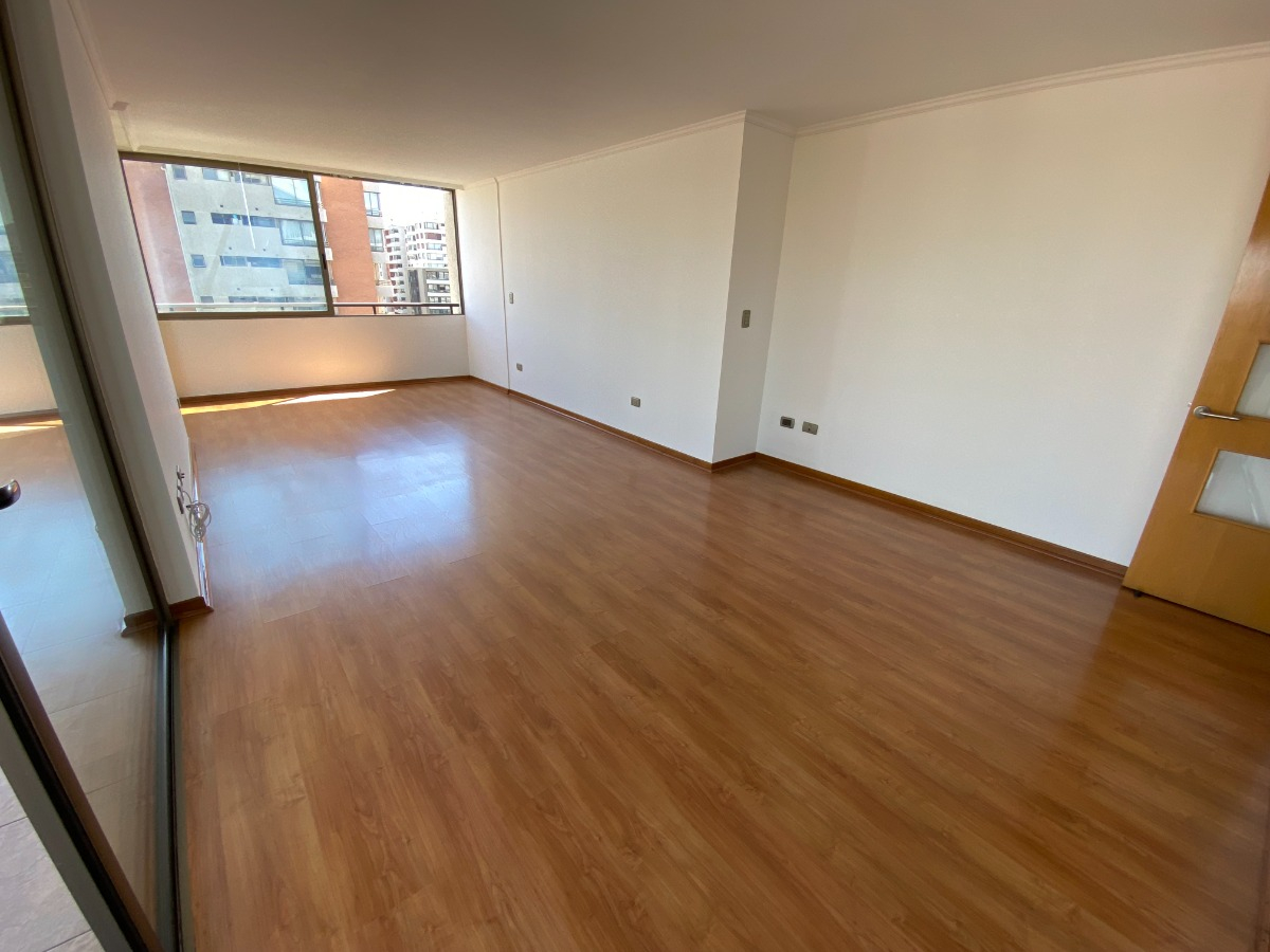 Arriendo Departamento NP 3D en suite 2B 2E 1B Las Lilas - Providencia