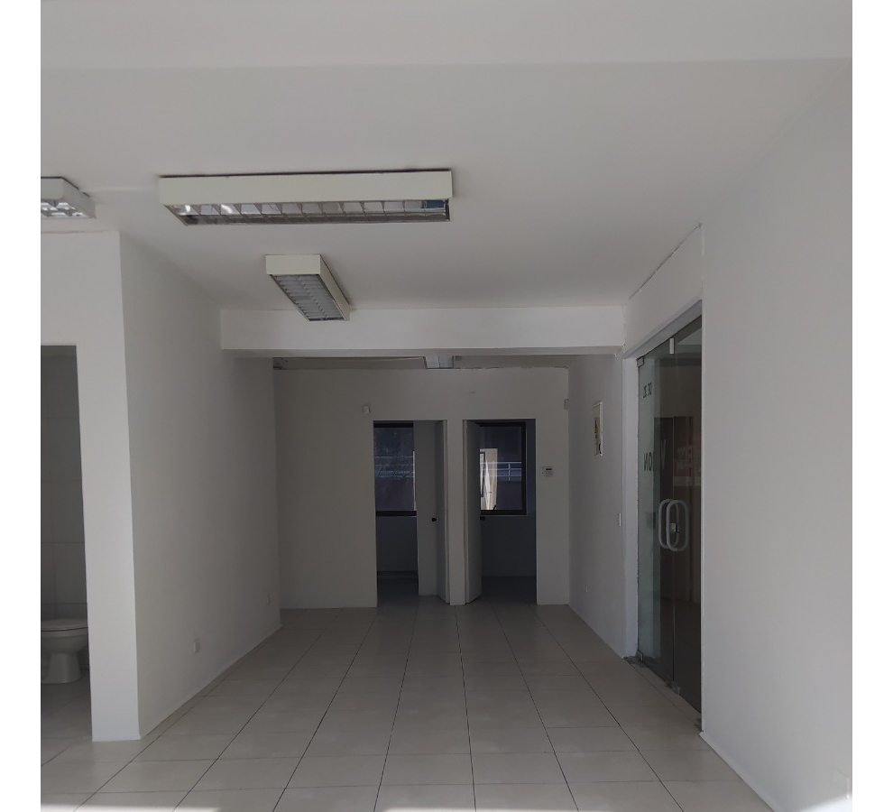 Arriendo Oficina NP 3B 1E Metro Escuela Militar - Las Condes