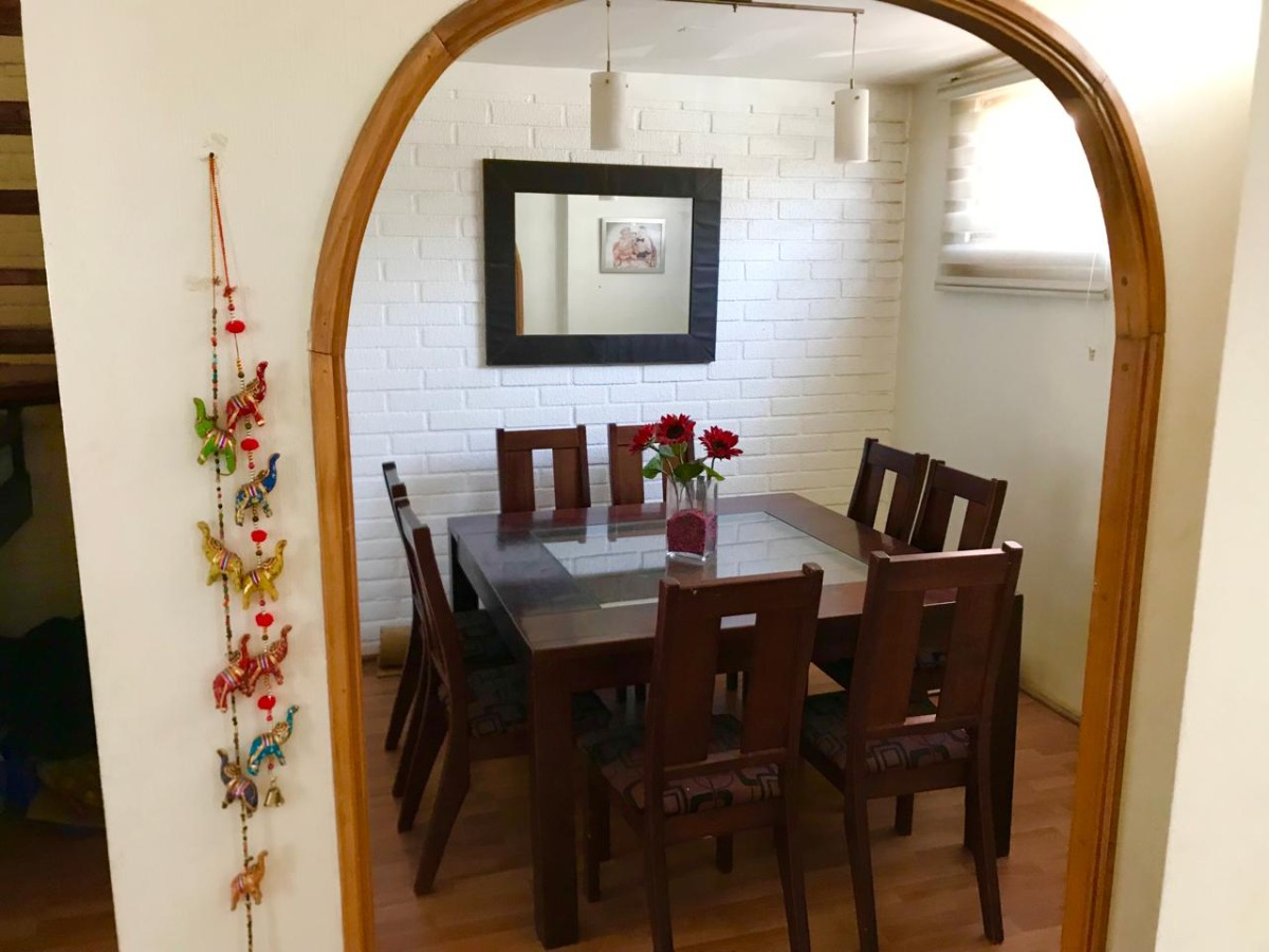 Venta Casa NOSP 4D en suite 3B 1E 1B Metro Sim&oacute;n Bolivar - La Reina