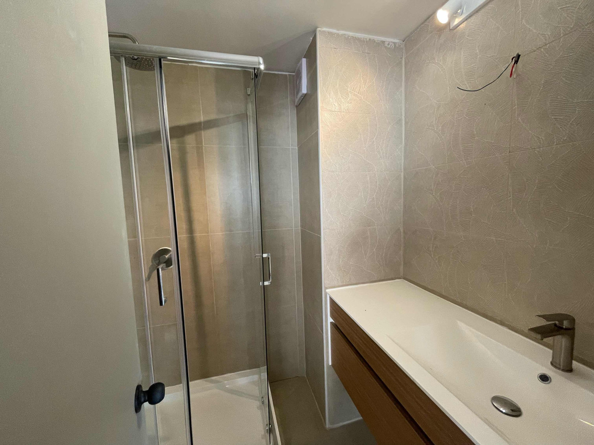 Arriendo Departamento SO 3D en suite 3B 1E 1B Barrio El Golf - Las Condes