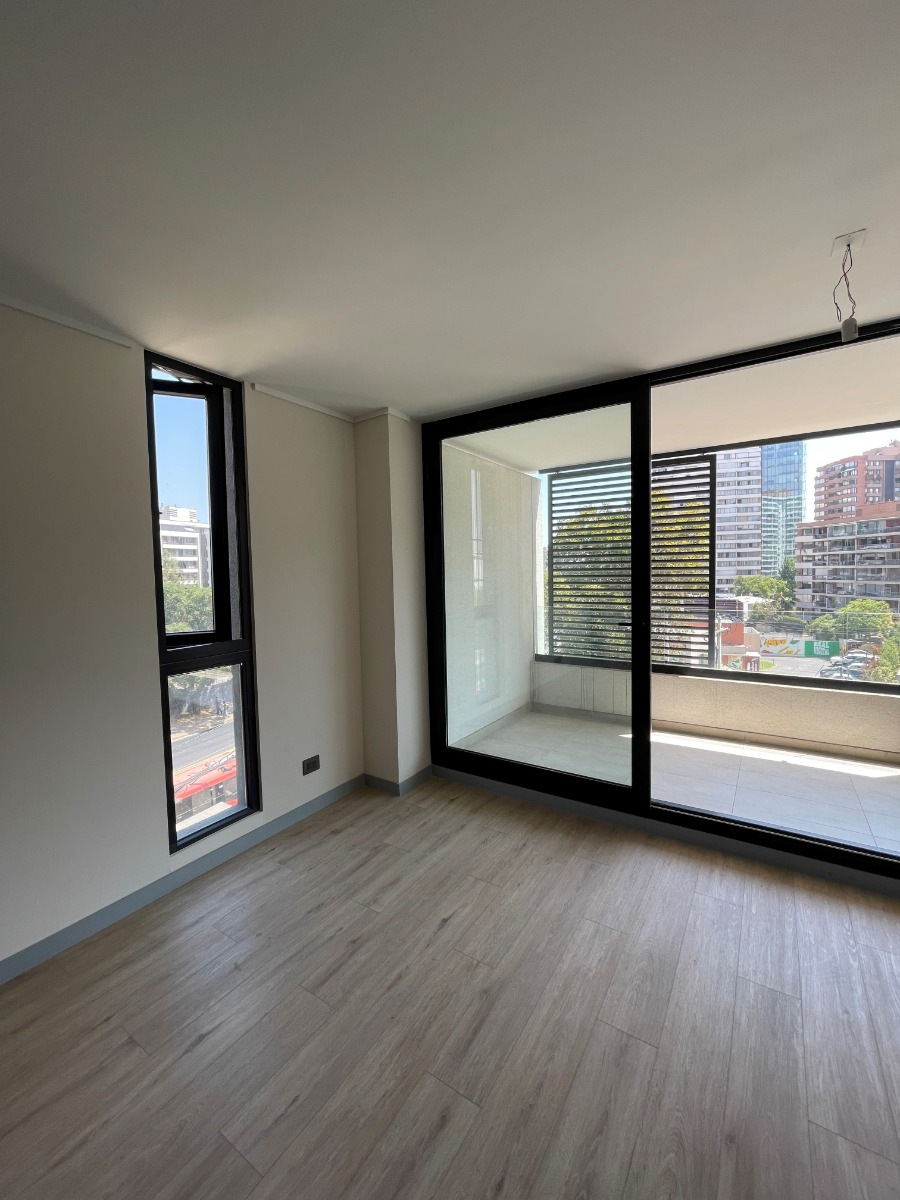 Arriendo Departamento P 1D en suite 1B 1E 1B Metro Hernando de Magallanes - Las Condes