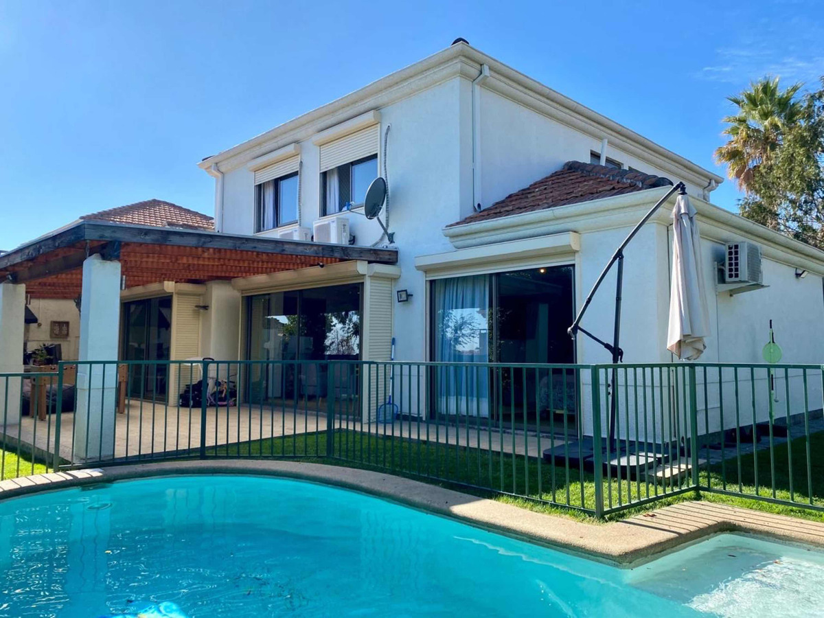 Venta Casa NP 5D en suite Walk-in cl&oacute;set 4B 2E San Carlos de Apoquindo - Las Condes