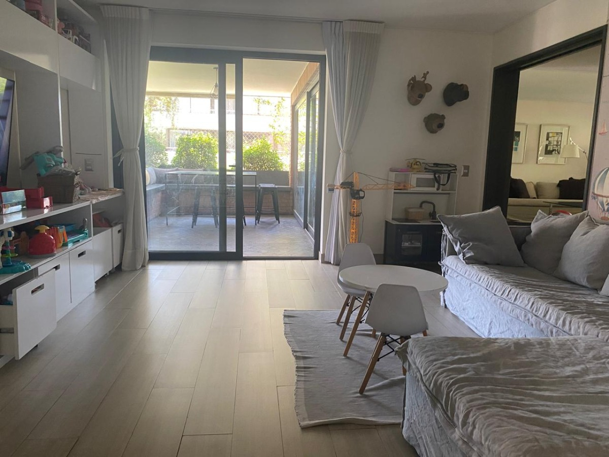 Venta Departamento Remodelado NO 3D en suite Walk-in cl&oacute;set 3B 2E 1B Parque Bicentenario - Vitacura