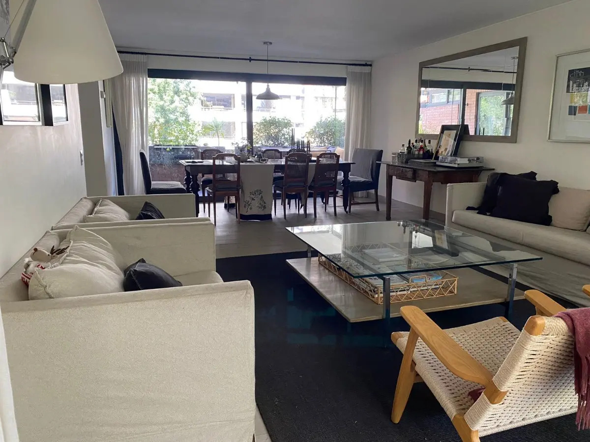 Venta Departamento Remodelado NO 3D en suite Walk-in cl&oacute;set 3B 2E 1B Parque Bicentenario - Vitacura