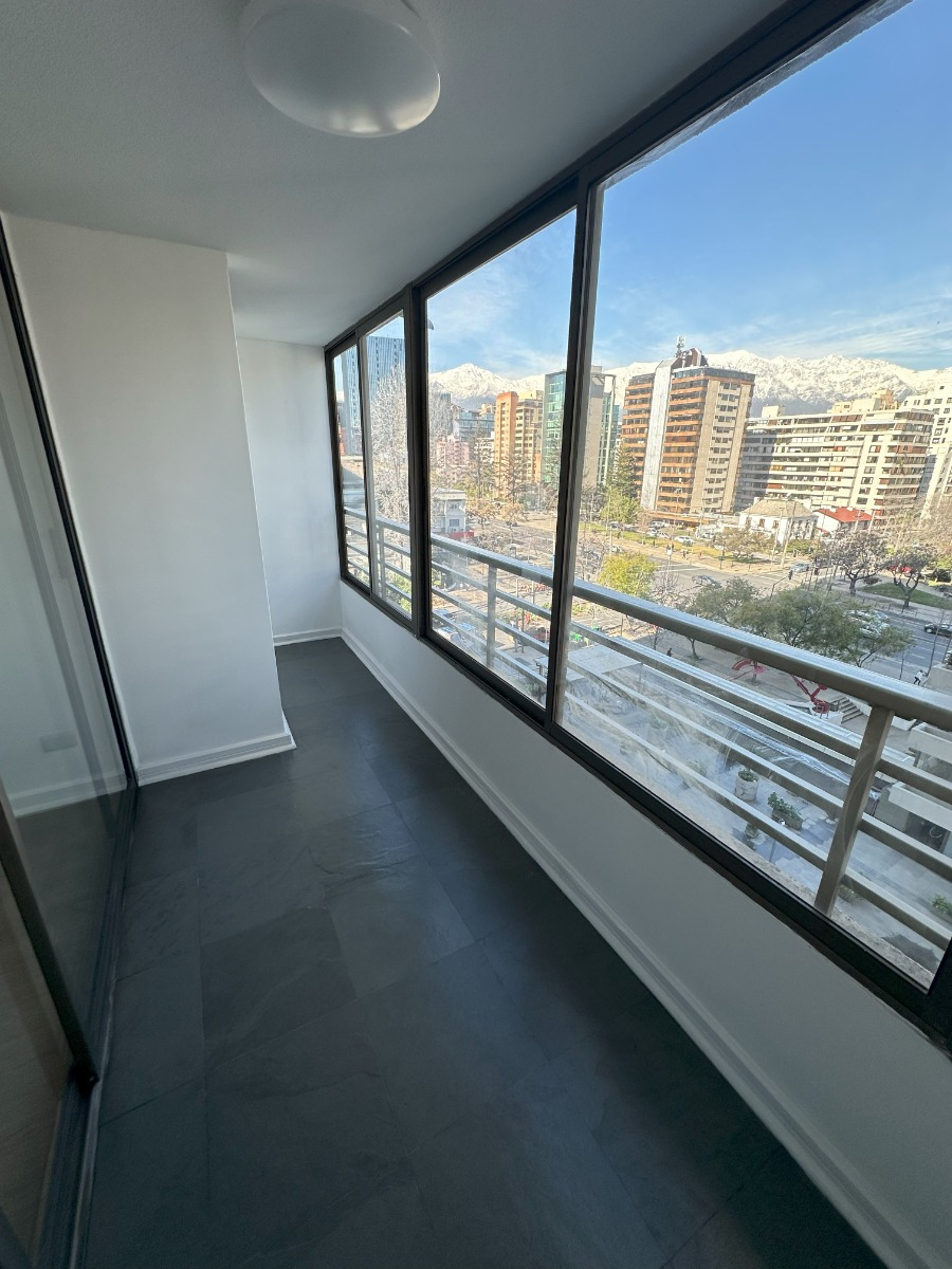 Venta Departamento O 2D en suite 2B 1E 1B Metro Escuela Militar - Las Condes