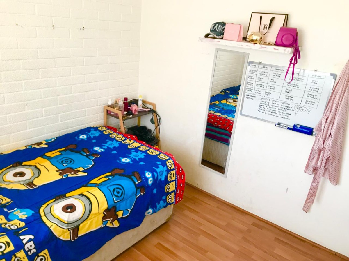 Venta Casa NOSP 4D en suite 3B 1E 1B Metro Sim&oacute;n Bolivar - La Reina