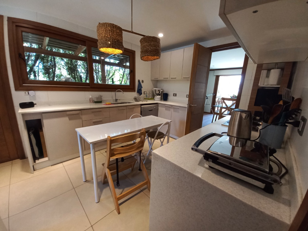 Venta Casa NO 4D en suite Walk-in cl&oacute;set 3B 3E 1B Chicureo - Colina