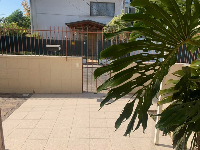 Venta Casa NO 4D 2B 3E Sebasti&aacute;n Elcano - Las Condes
