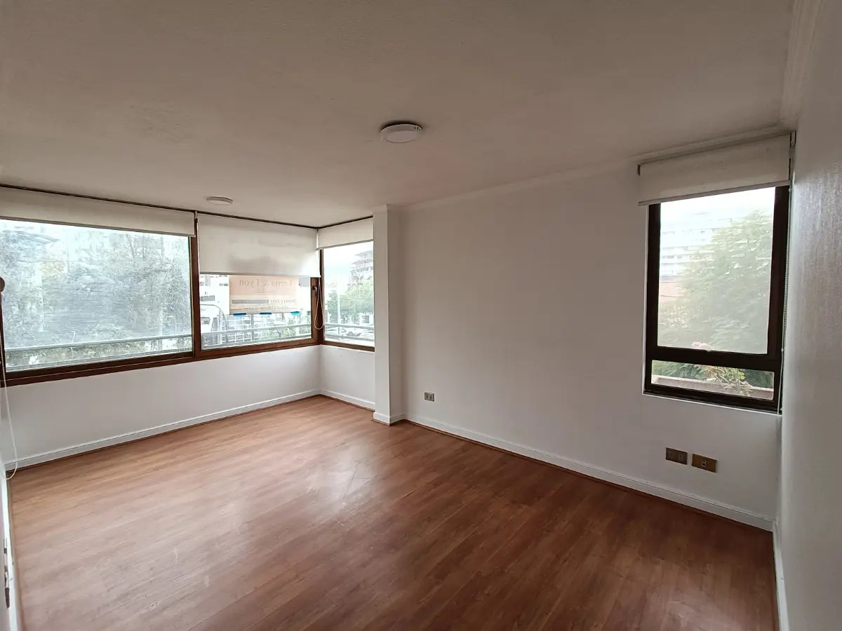 Arriendo Departamento NO 3D en suite 3B 1E 1B Metro Hernando de Magallanes - Las Condes