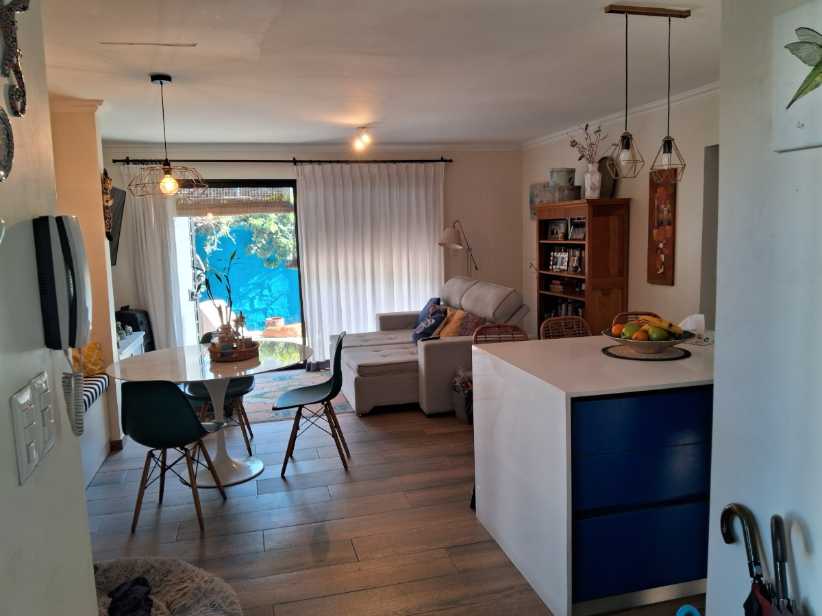 Venta Casa NO 3D en suite Walk-in cl&oacute;set 3B 2E 1B Metro Hernando de Magallanes - Las Condes