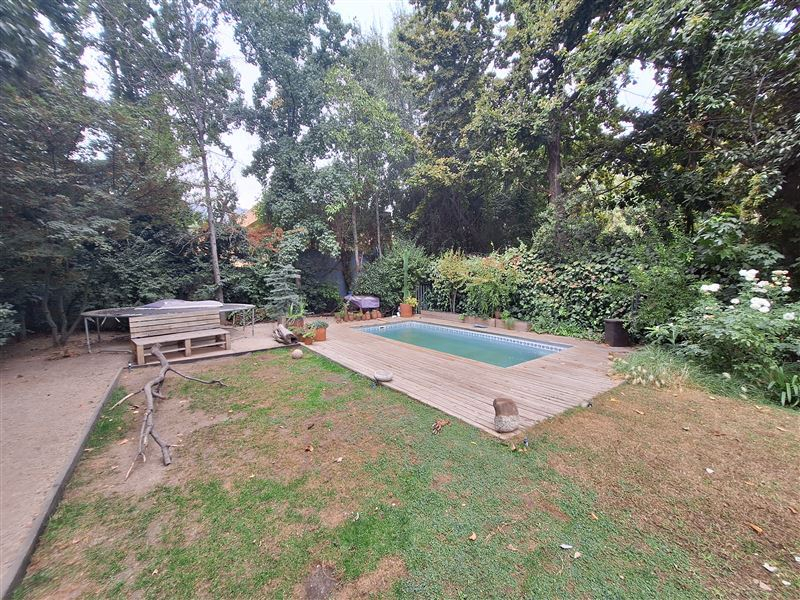 Venta Casa Oriente 4D en suite 4B 2E 1B Los Trapenses - Lo Barnechea