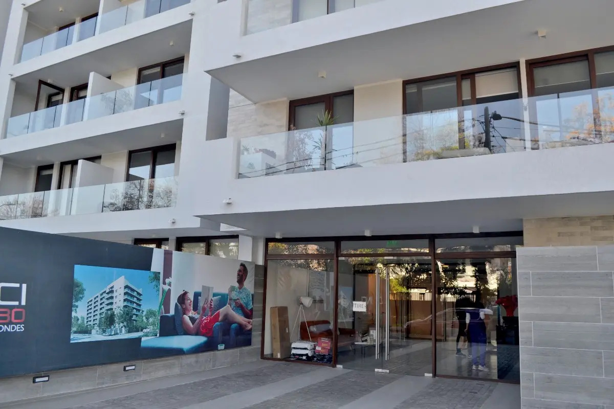 Arriendo Departamento 2D Metro Hernando de Magallanes - Las Condes