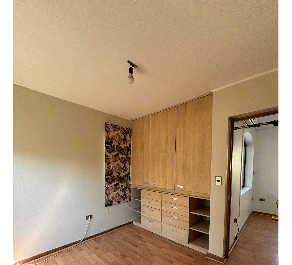 Arriendo Casa 6D en suite Walk-in cl&oacute;set 4B 3E 1B Quinchamal&iacute; - Las Condes