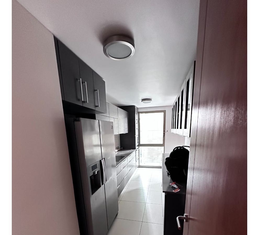 Venta Departamento SP 4D en suite Walk-in cl&oacute;set 3B 1E 1B Barrio El Golf - Las Condes