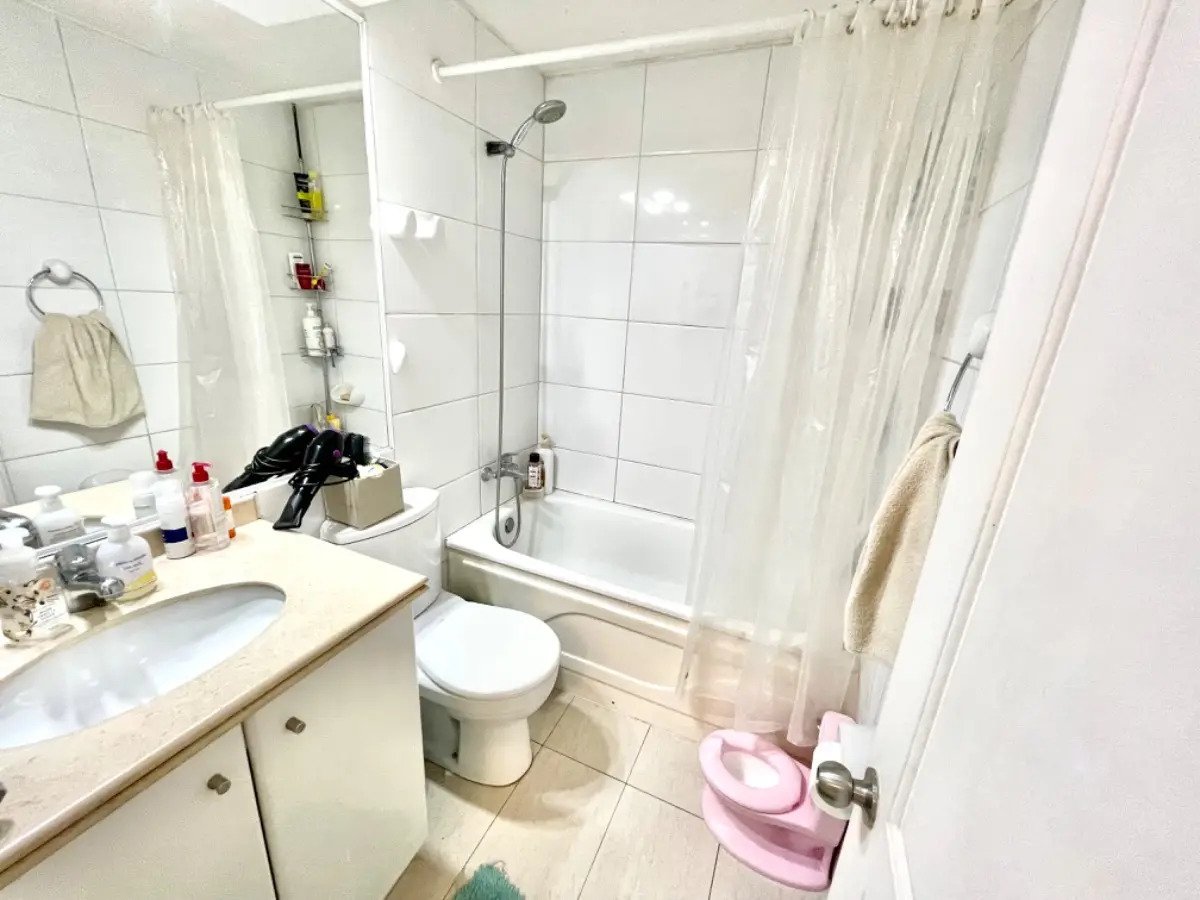 Arriendo Departamento SO 2D en suite 2B 1E 1B Rotonda Atenas - Las Condes