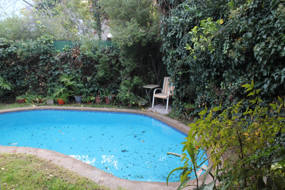 Venta Casa 7D en suite 4B 3E 1B Borde R&iacute;o - Casa Piedra - Vitacura