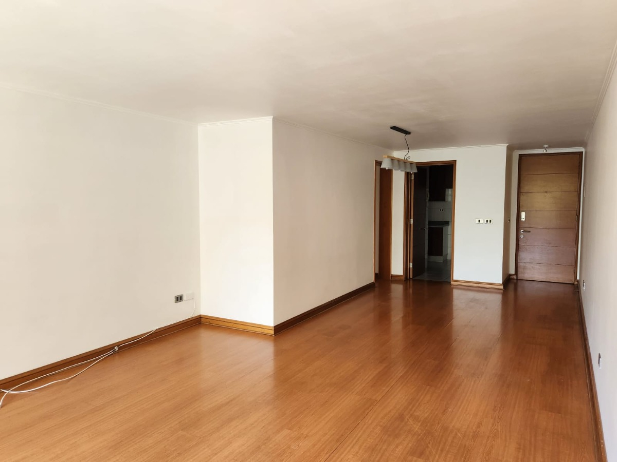 Arriendo Departamento NP 3D 2B 2E 1B Barrio El Golf - Las Condes