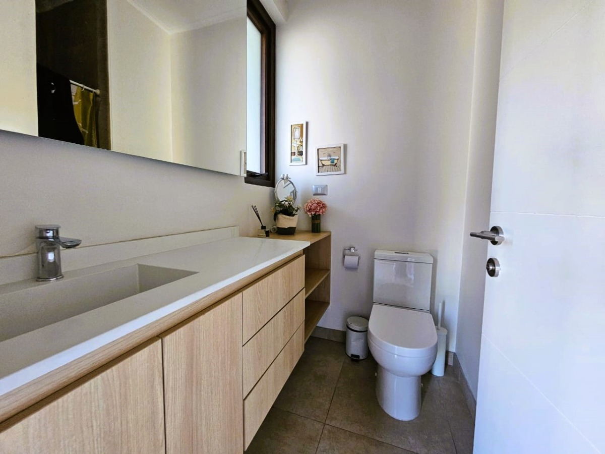 Venta Casa NOSP 3D en suite Walk-in cl&oacute;set 3B 4E 1B Chicureo - Colina