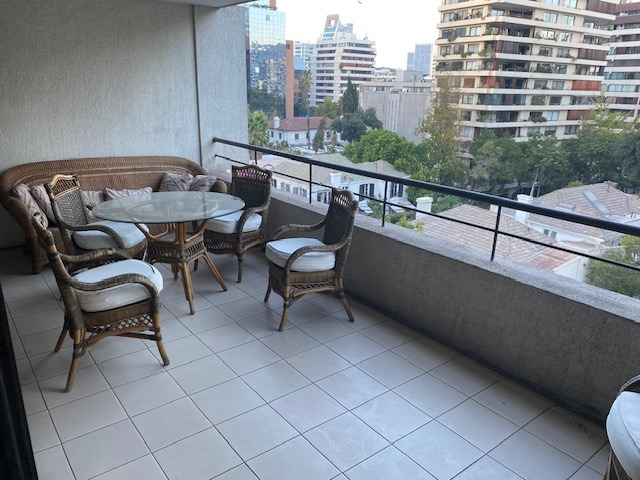 Venta Departamento NO 4D en suite 4B 2E 1B Barrio El Golf - Las Condes