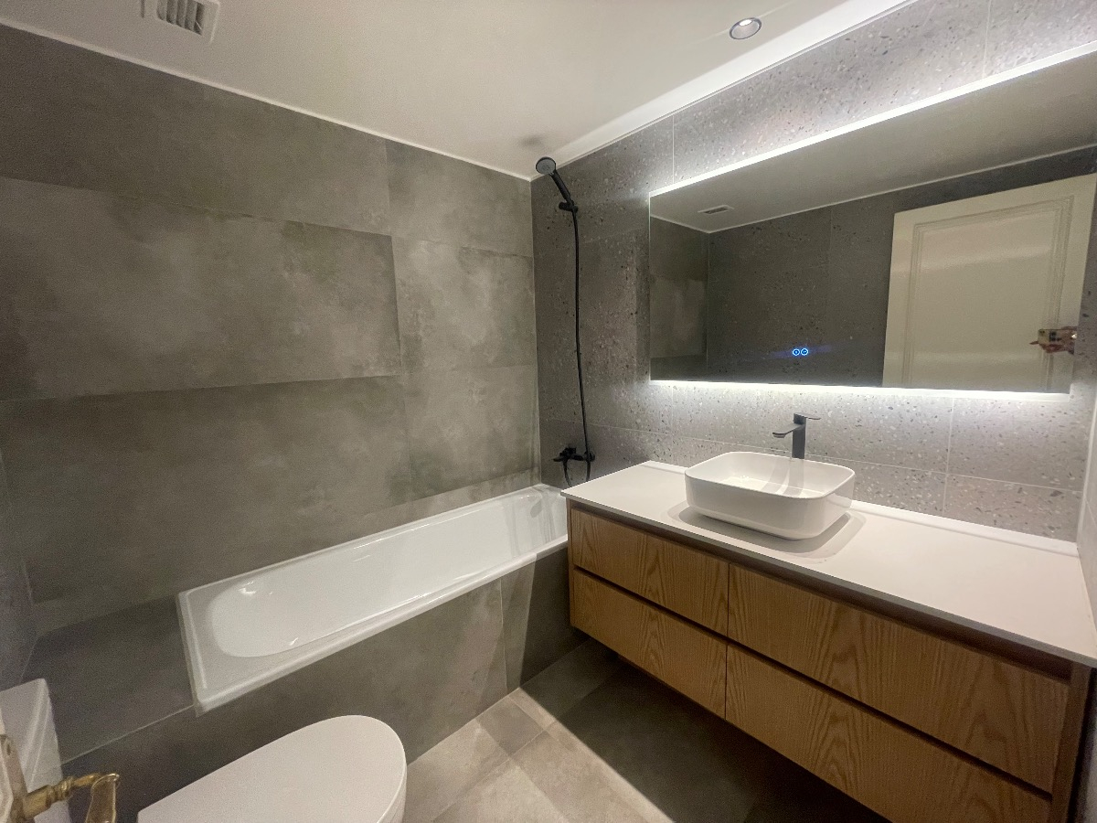 Venta Departamento SP 3D en suite Walk-in cl&oacute;set 5B 3E 2B Parque Bicentenario - Vitacura