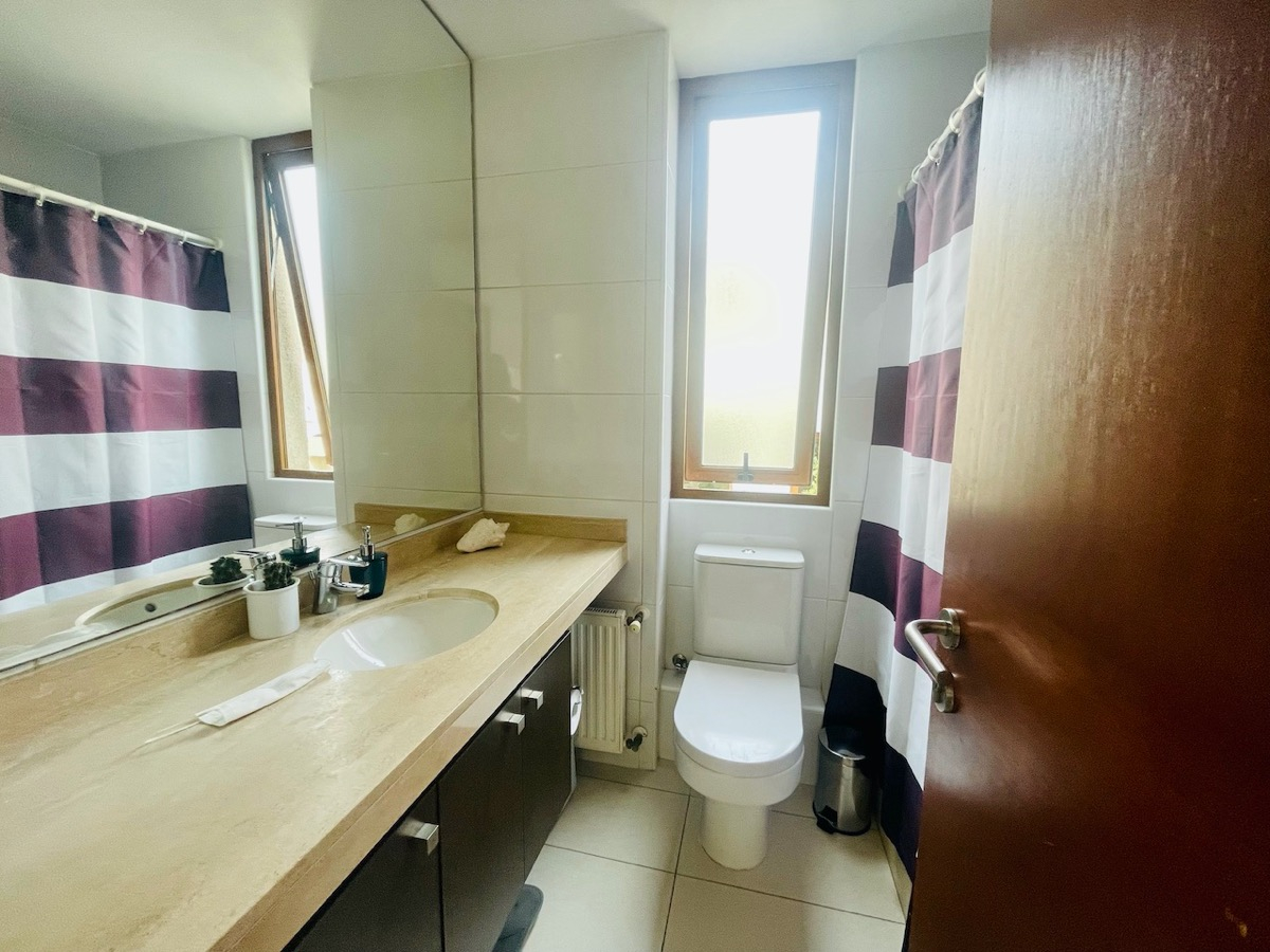 Venta Casa NO 5D en suite Walk-in cl&oacute;set 5B 2E 1B Chicureo - Colina