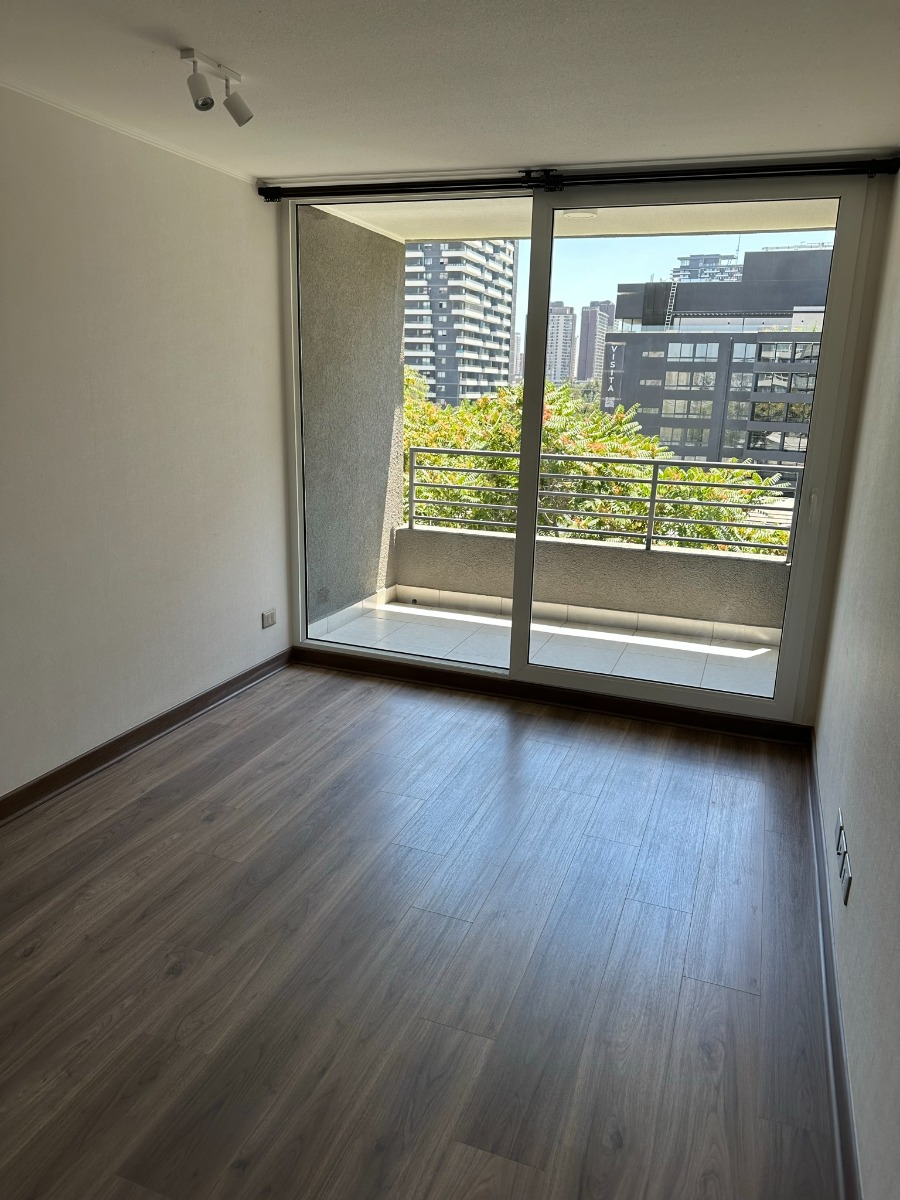 Arriendo Departamento N 2D en suite Walk-in cl&oacute;set 2B 1E 1B Parque San Eugenio - Metro &Ntilde;uble - &Ntilde;u&ntilde;oa