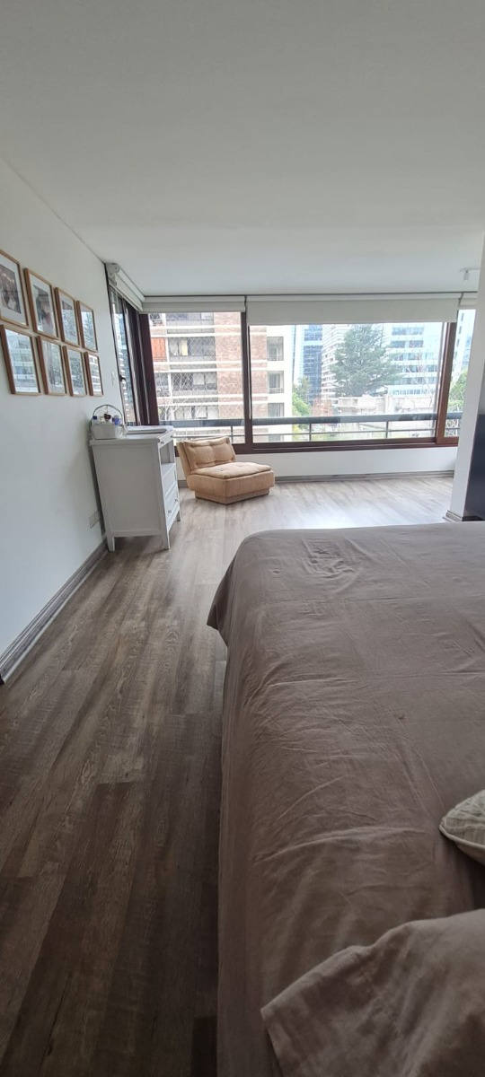 Arriendo Departamento 4D en suite 3B 1E 1B Barrio El Golf - Las Condes