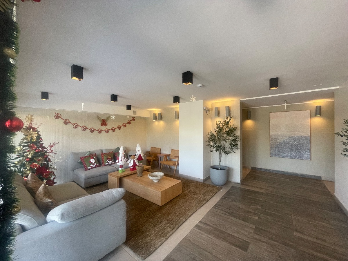 Venta Departamento 2D en suite Walk-in cl&oacute;set 2B 1E Metro Santiago Bueras - Maip&uacute;