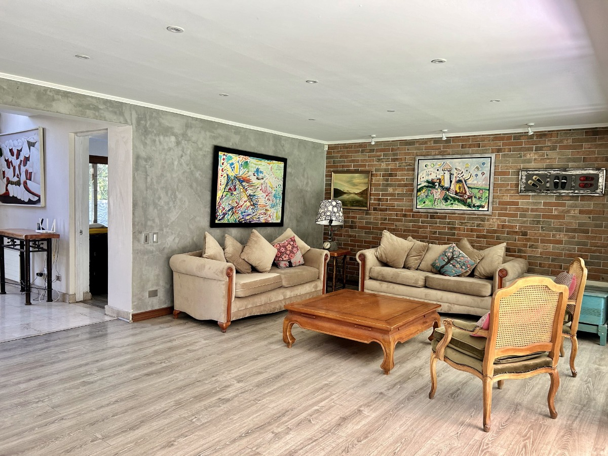 Arriendo Casa NO 4D en suite Walk-in cl&oacute;set 4B 4E 1B Mall Sport - Las Condes