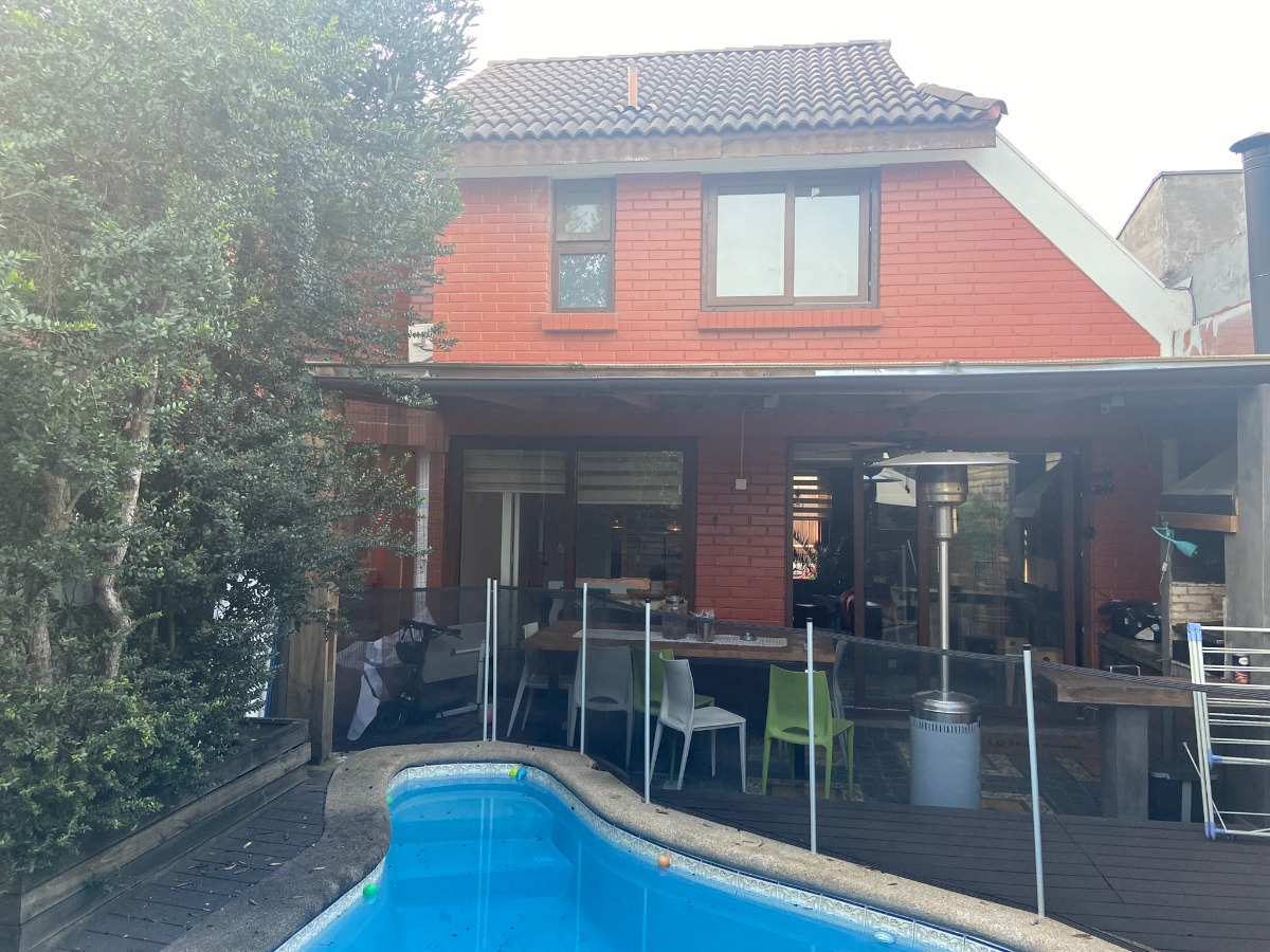 Venta Casa 4D Francisco de Villagra - La Reina