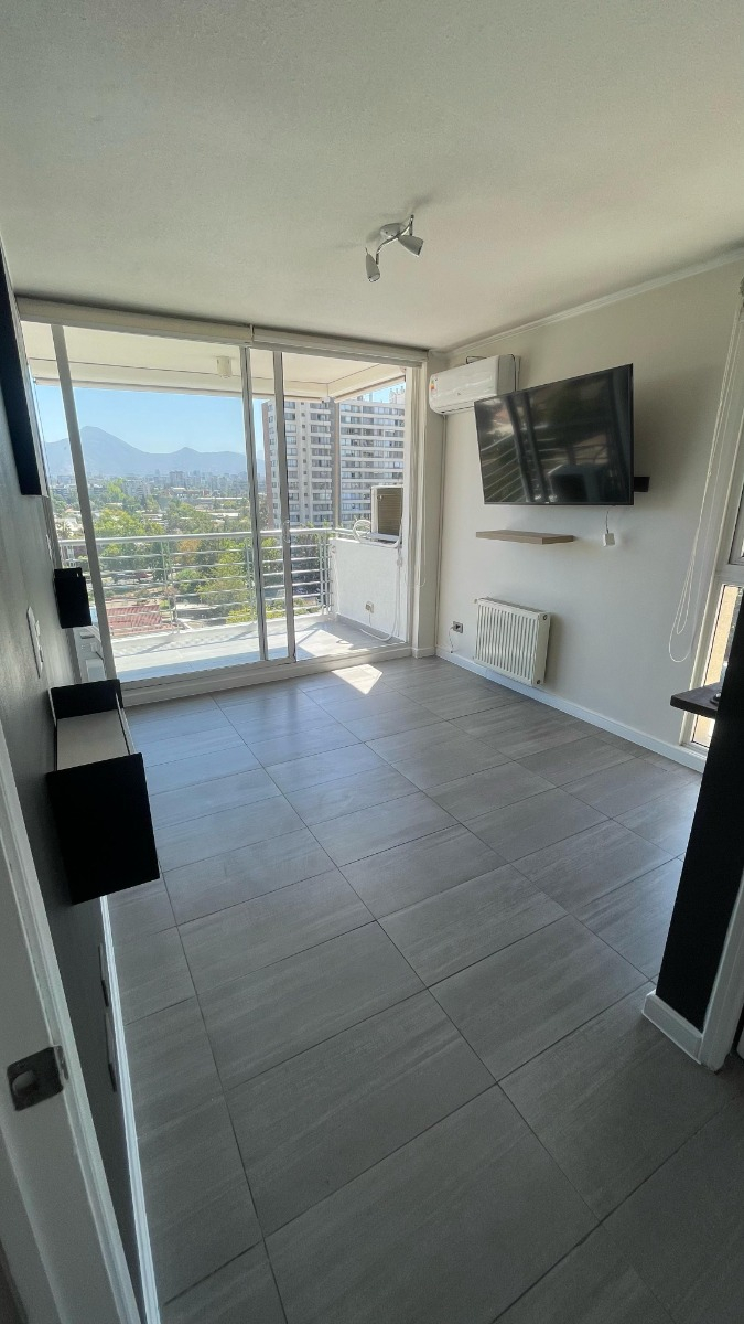 Arriendo Departamento N 2D en suite Walk-in cl&oacute;set 2B 1E 1B Metro Sim&oacute;n Bolivar - &Ntilde;u&ntilde;oa