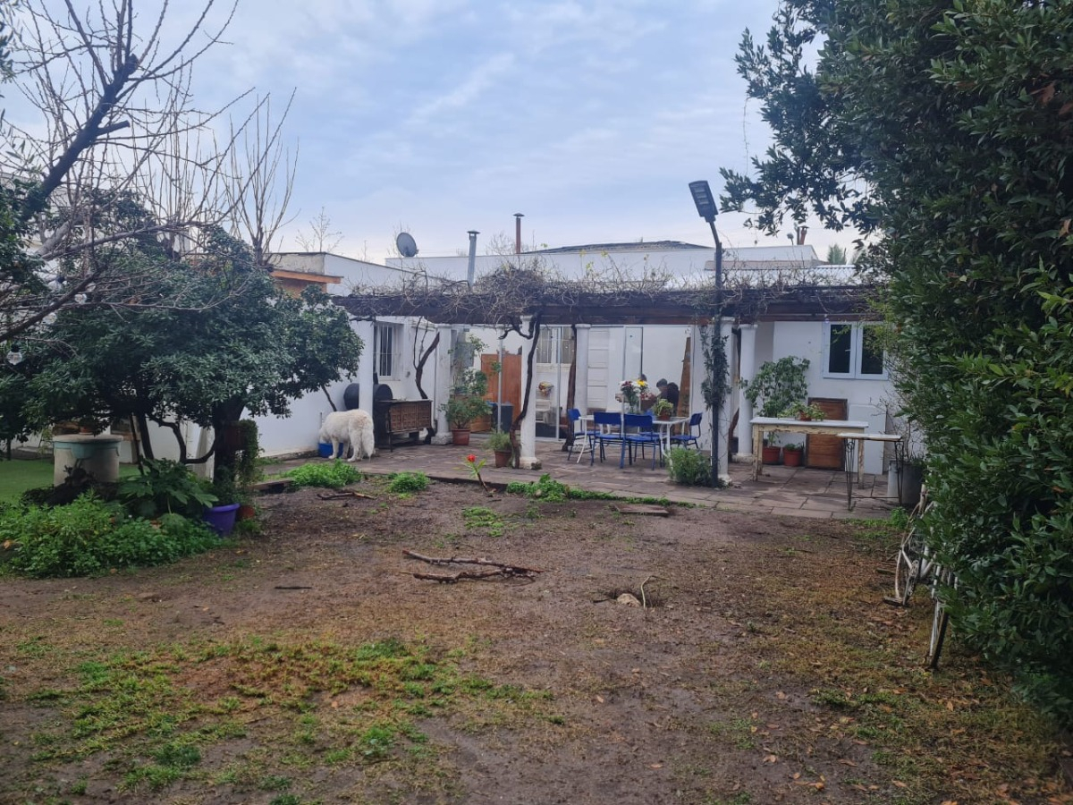 Venta Casa N 6D Walk-in cl&oacute;set 4B 3E 1B Estadio Nacional - &Ntilde;u&ntilde;oa