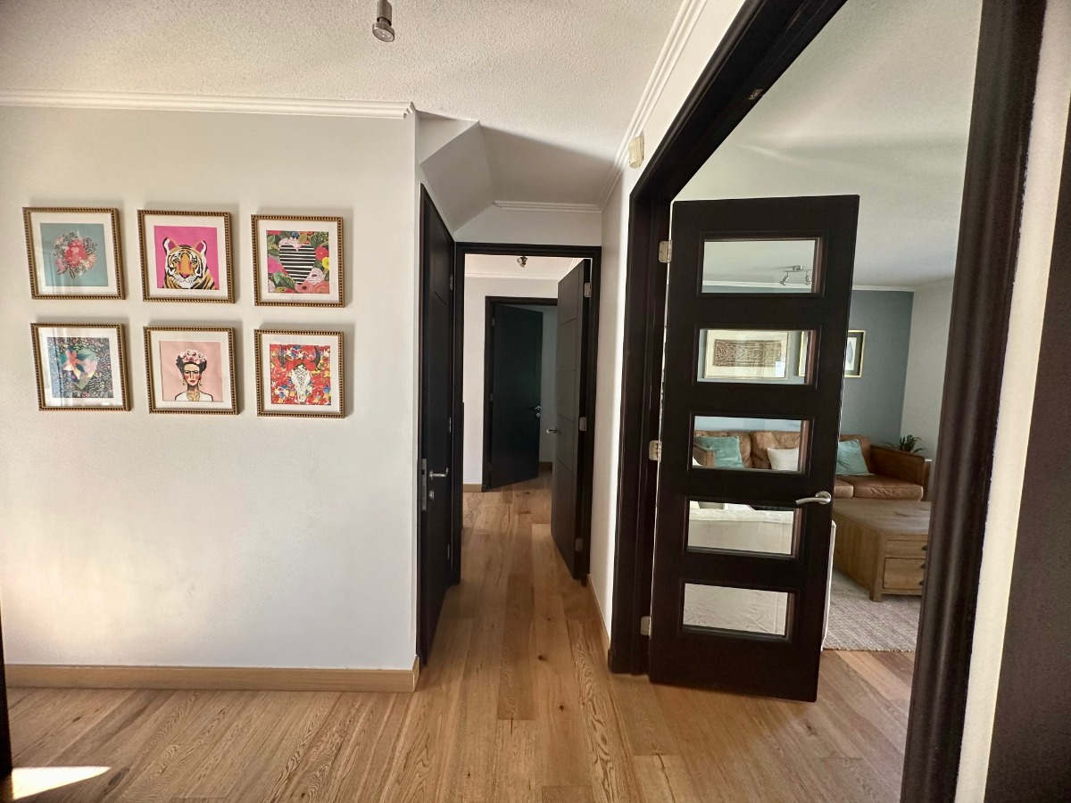 Venta Casa NP 5D en suite Walk-in cl&oacute;set 4B 2E San Carlos de Apoquindo - Las Condes