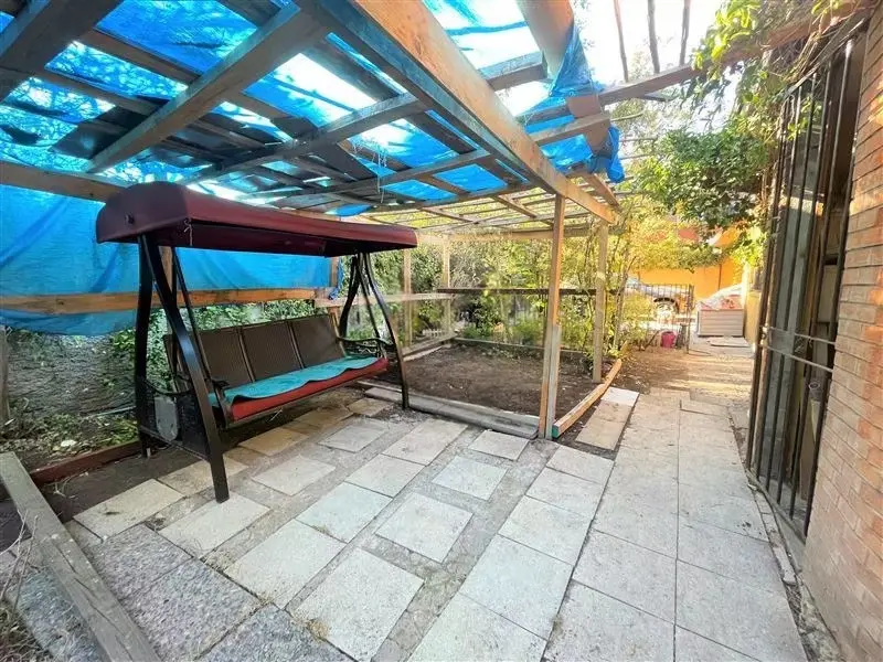 Venta Casa NO 5D WI cl&oacute;set Suite 4B 4E 1Bd Nuestra Se&ntilde;ora del Rosario - Vitacura