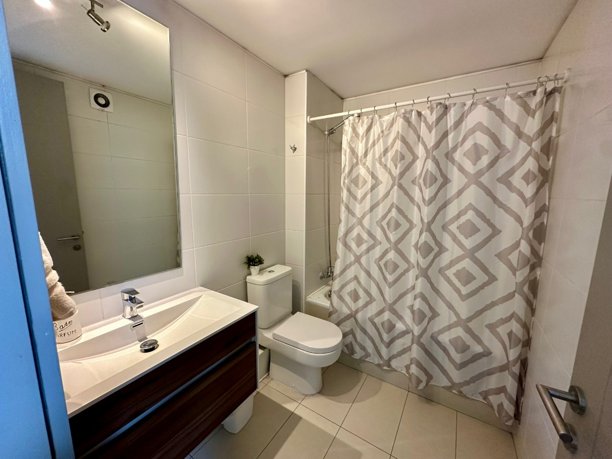 Venta Departamento SP 3D en suite Walk-in cl&oacute;set 4B 2E 1Bd Rotonda Atenas - Las Condes