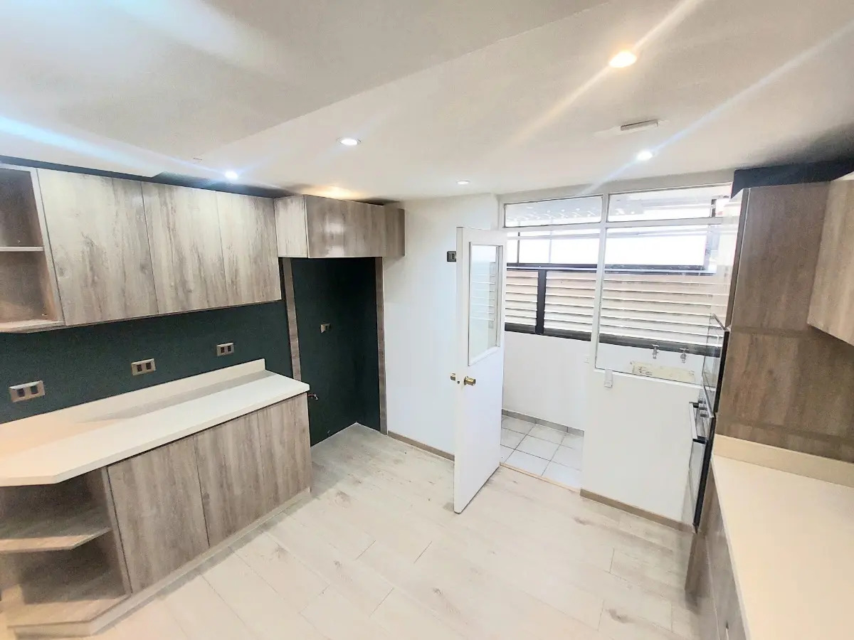 Arriendo Departamento SO 2D en suite 2B 1E Las Lilas - Providencia