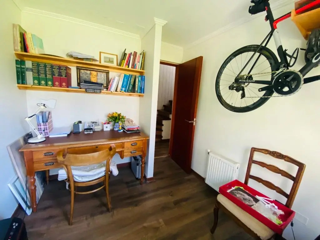 Venta Casa NO 6D 5B 4E 1B Los Dominicos - Las Condes