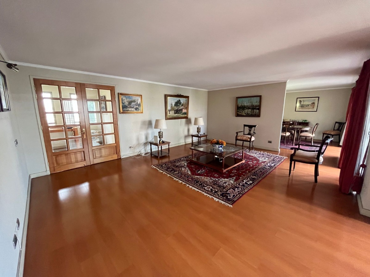 Venta Departamento NP 6D 5B 3E 2Bd P&iacute;o XI - Vitacura