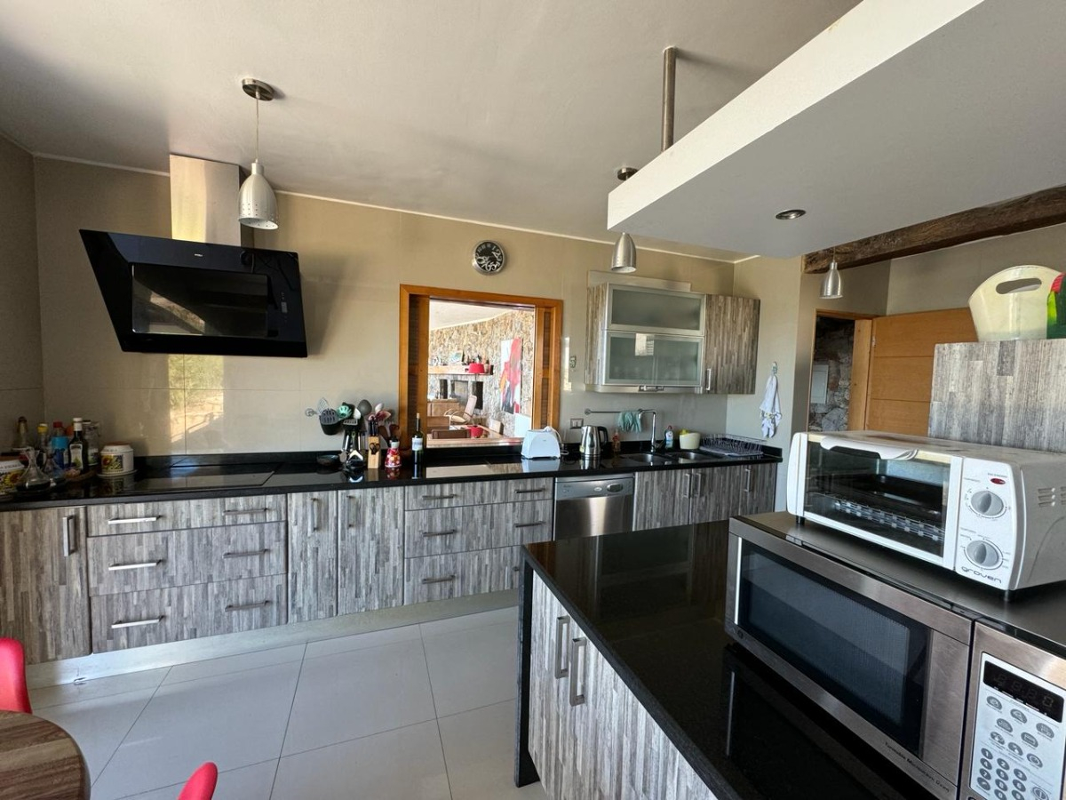 Venta Casa NP 7D en suite Walk-in cl&oacute;set 7B 6E 1B Las Cujas - El Pangue - Zapallar