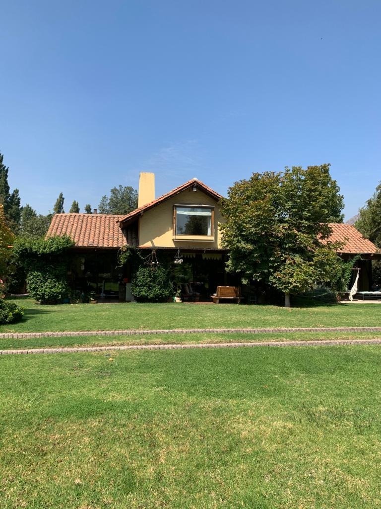 Venta Casa NO 5D en suite Walk-in cl&oacute;set 4B 3E 1B Chicureo - Colina