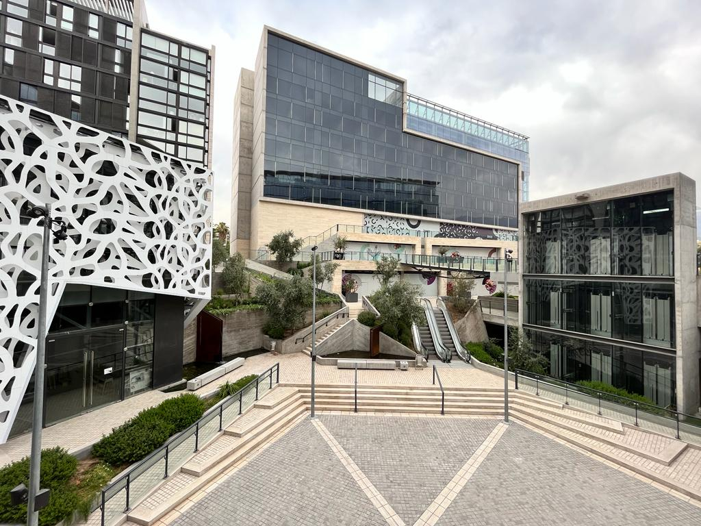 Arriendo Departamento SO 1D en suite Walk-in cl&oacute;set 1B 1E La Dehesa - Lo Barnechea