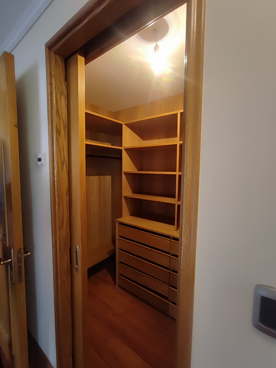 Venta Departamento 4D en suite Walk-in cl&oacute;set 3B 2E 1B  - Las Condes