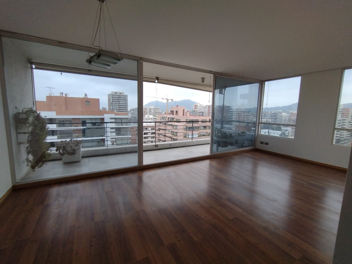Arriendo Departamento P 3D en suite 3B 2E 1B Las Lilas - Providencia