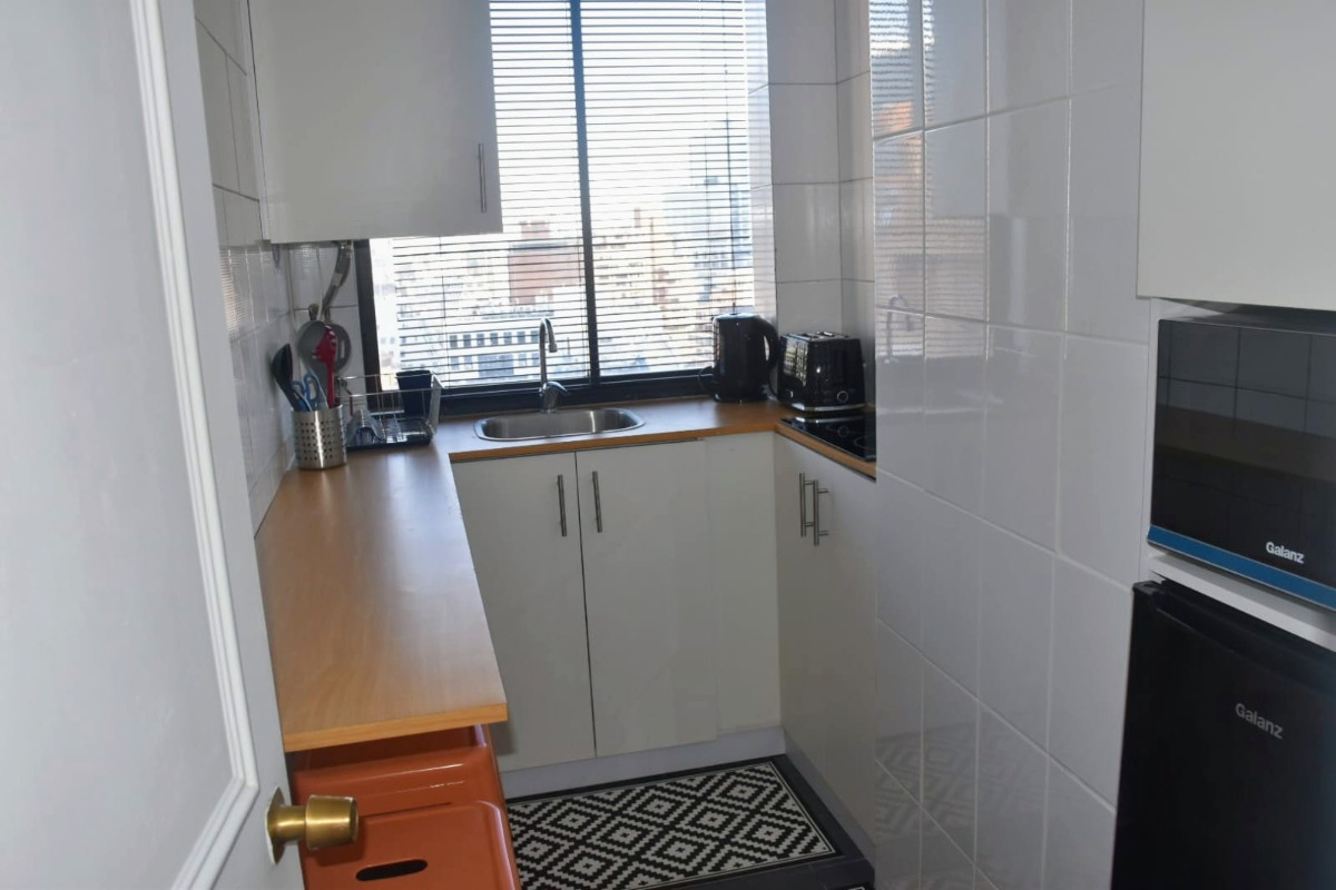 Arriendo Departamento 1D 1B Barrio El Golf - Las Condes