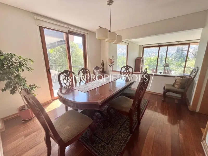 Venta Casa O 5D WI cl&oacute;set Suite 5B 2E El Huinganal - Lo Barnechea