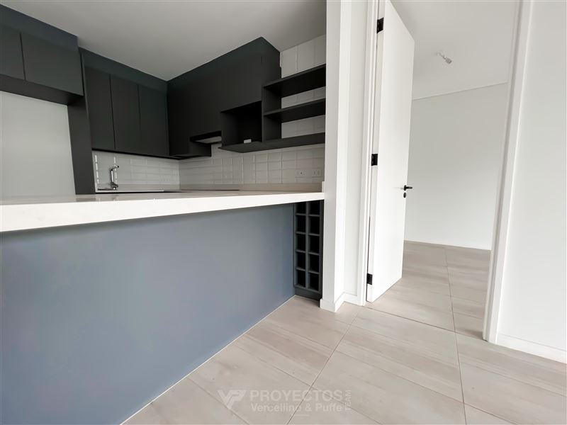 Venta Departamento Oriente 2D en suite Walk-in cl&oacute;set 2B 1E 1B Plaza San Enrique - Lo Barnechea